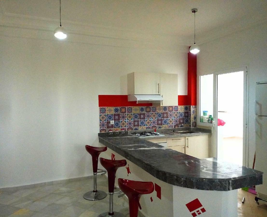 Chic Appart Vue Sur Piscine Tanger Exterior foto