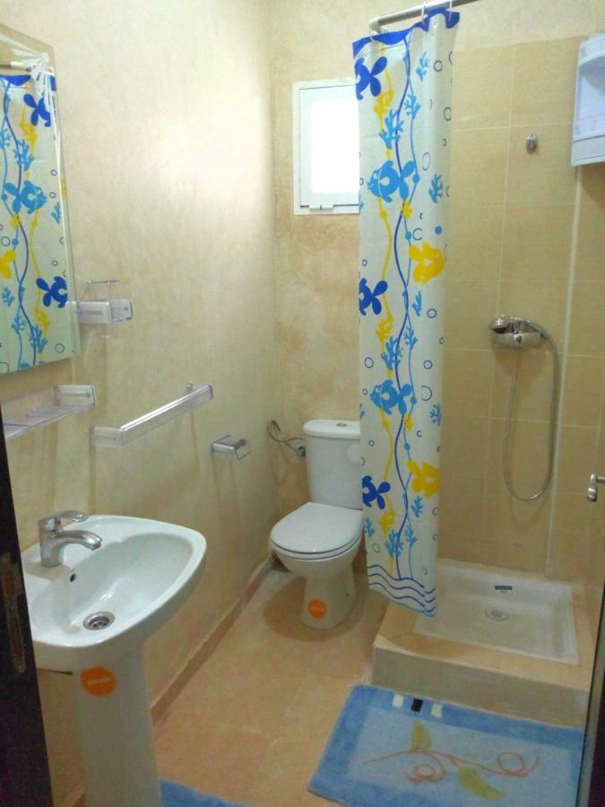 Chic Appart Vue Sur Piscine Tanger Exterior foto
